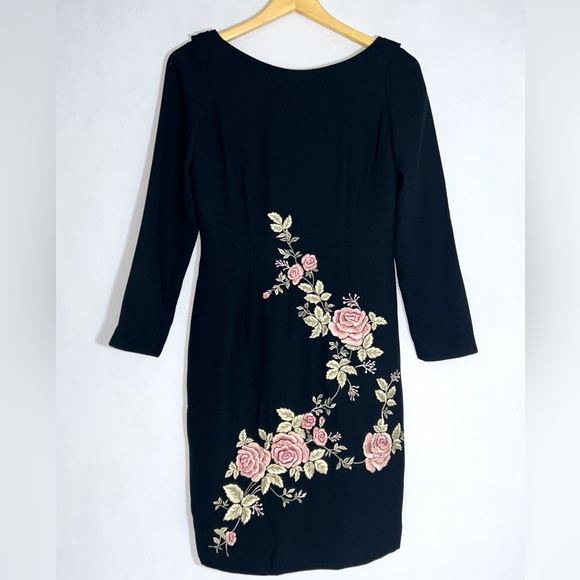 Maggy London Dresses & Skirts - Maggie London Dress Midi Sheath Black Floral Embroidery sz 6 Petite